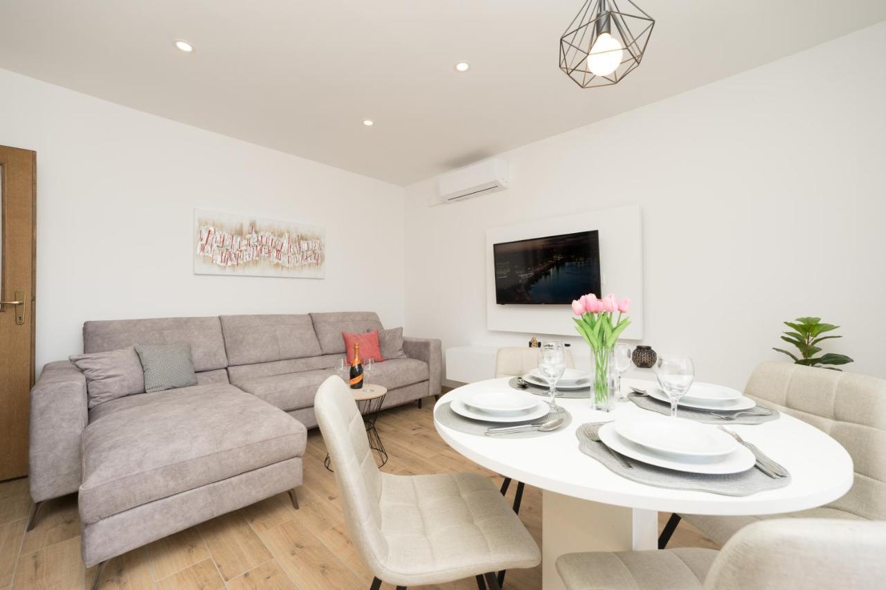 Apartmani Tomeri Stari Grad Kültér fotó