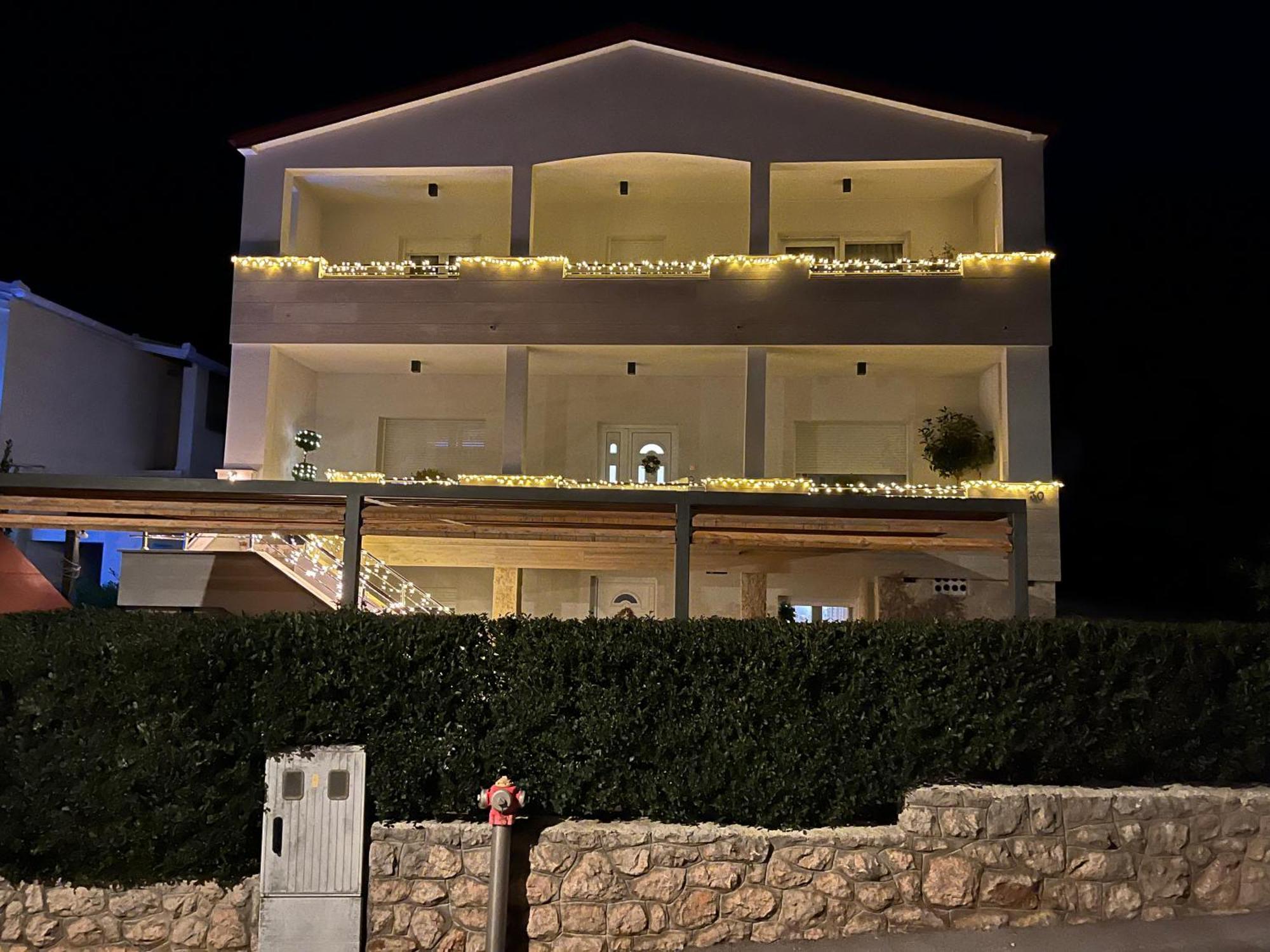 Apartmani Tomeri Stari Grad Kültér fotó