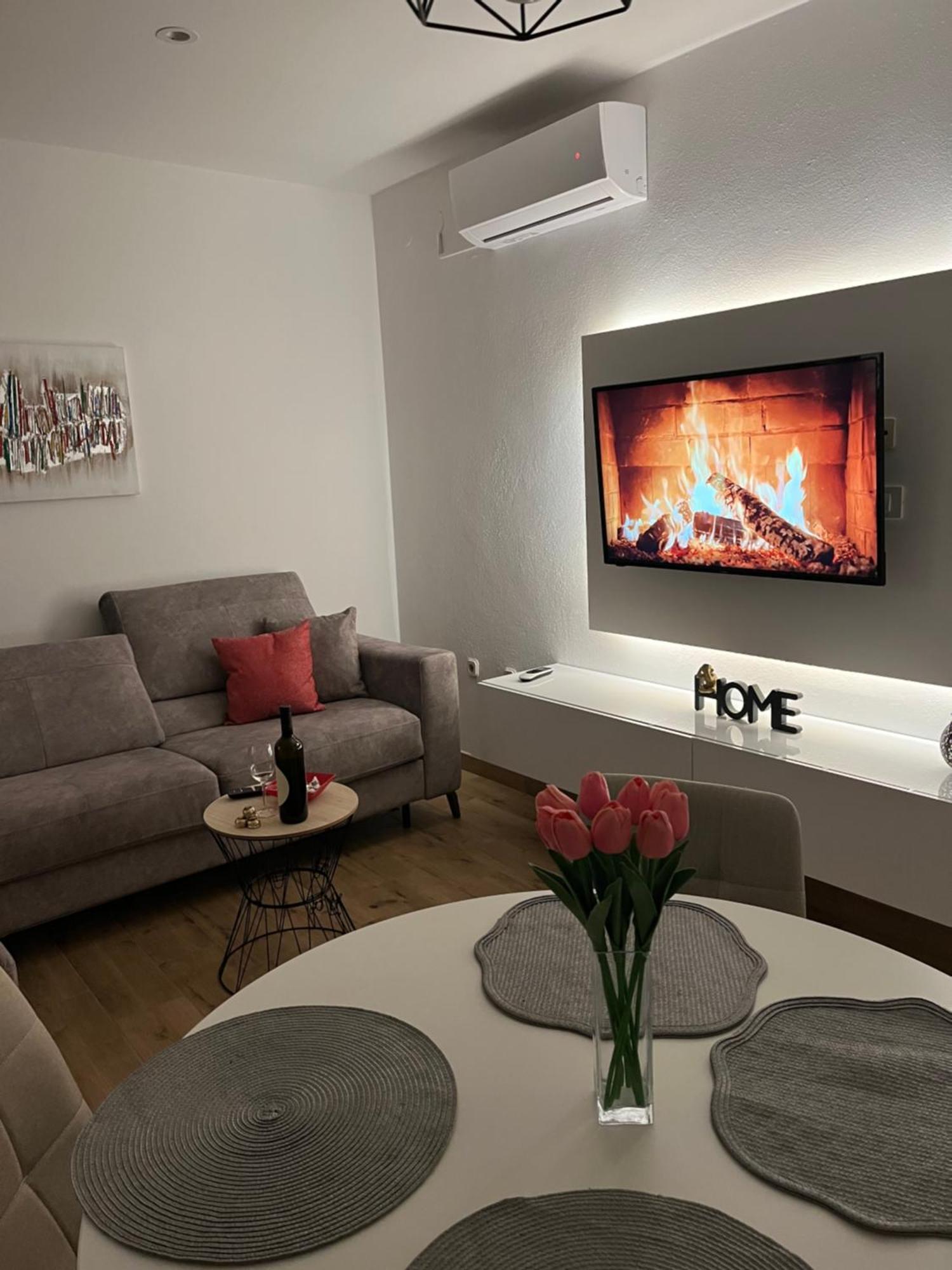 Apartmani Tomeri Stari Grad Kültér fotó