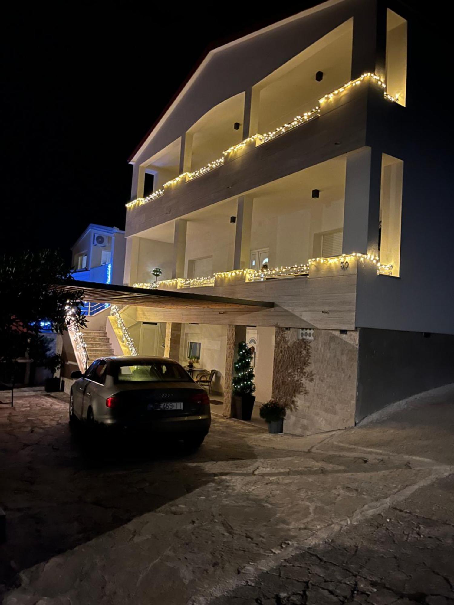 Apartmani Tomeri Stari Grad Kültér fotó