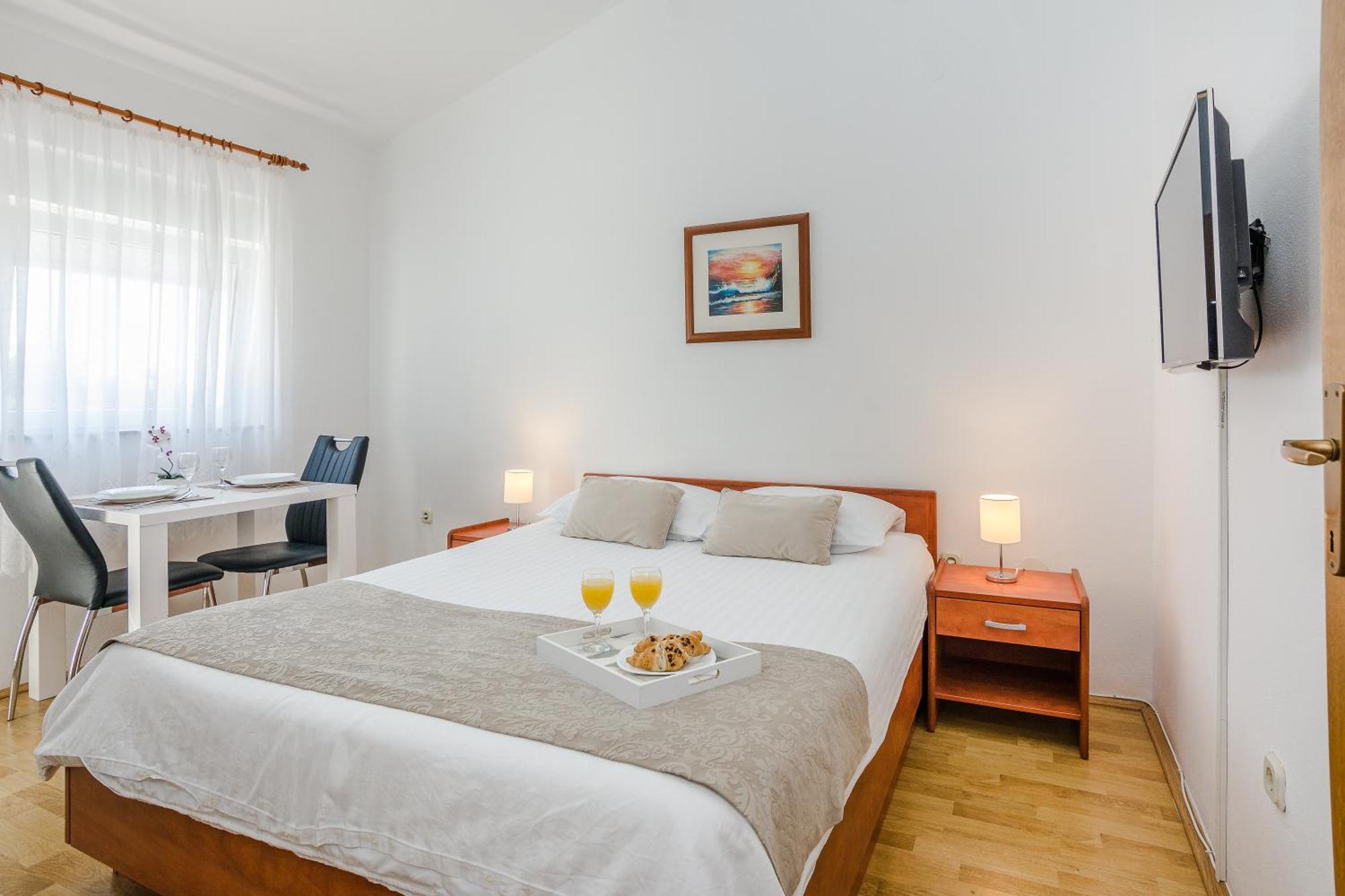 Apartmani Tomeri Stari Grad Kültér fotó