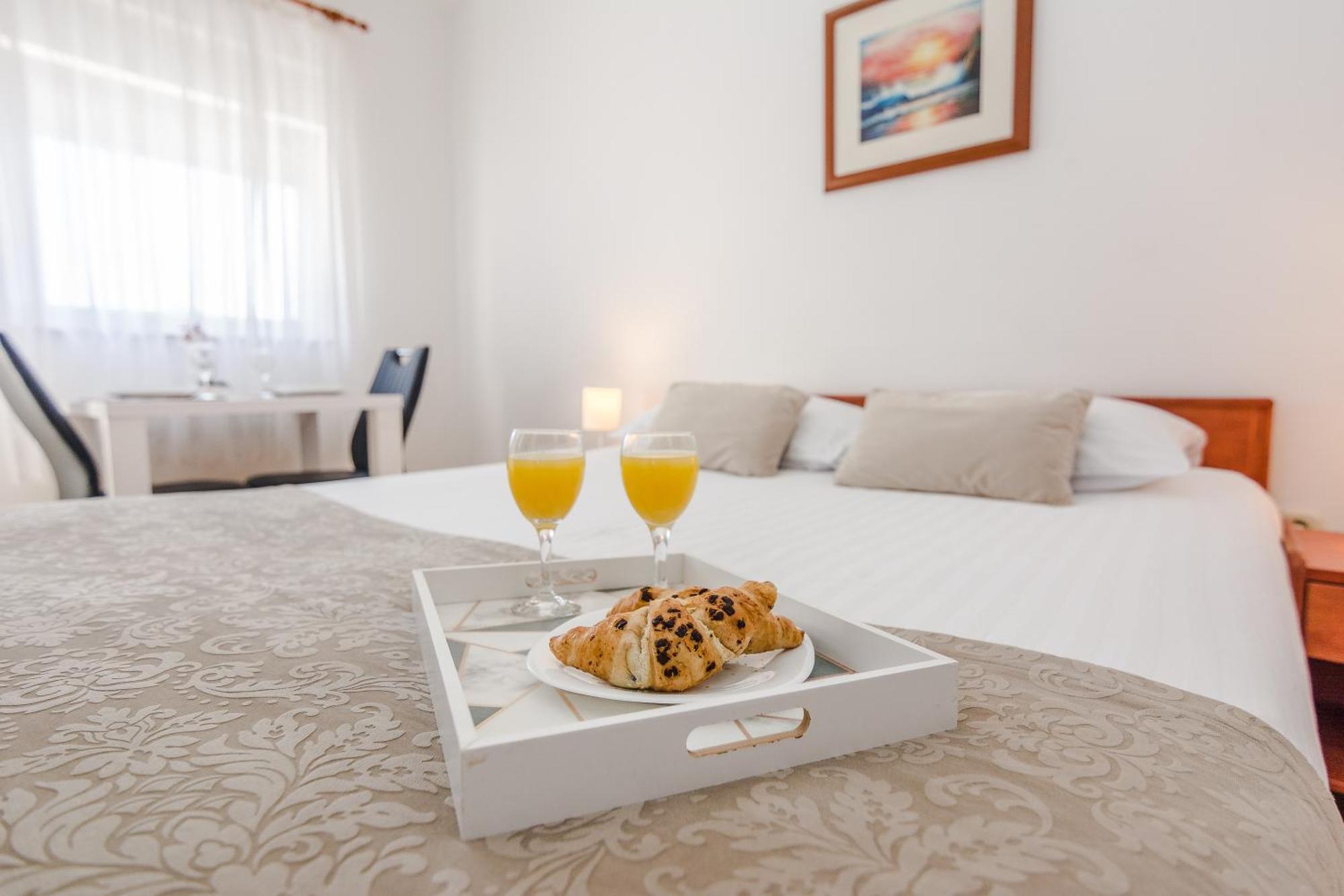 Apartmani Tomeri Stari Grad Kültér fotó