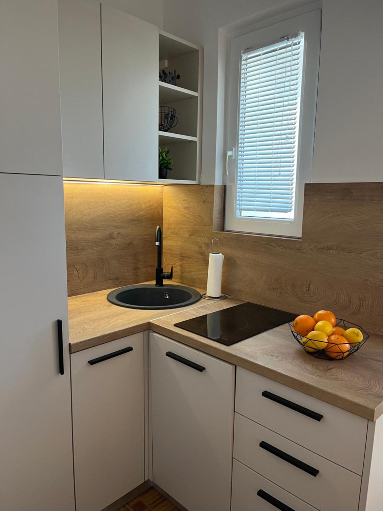 Apartmani Tomeri Stari Grad Kültér fotó