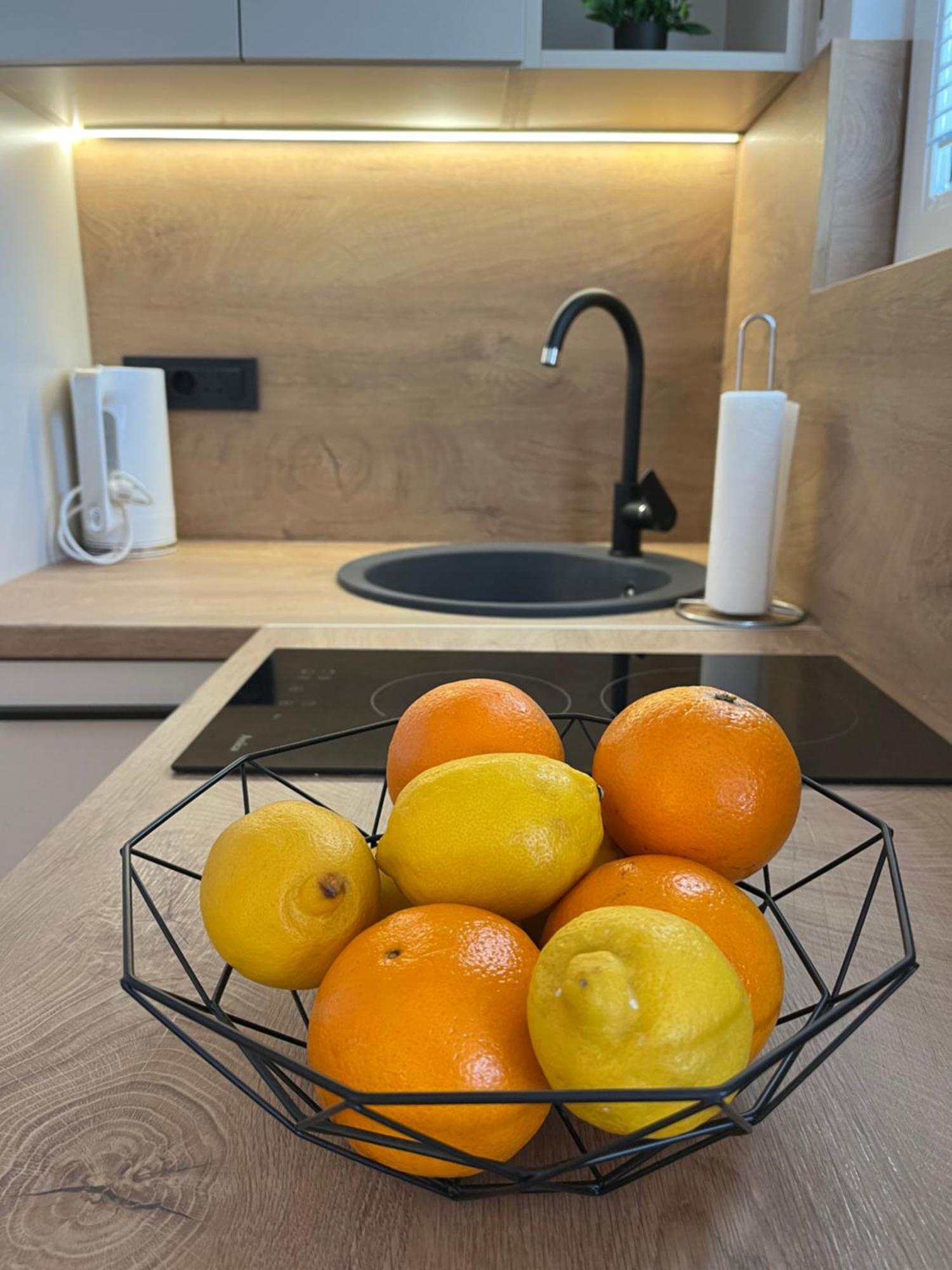 Apartmani Tomeri Stari Grad Kültér fotó